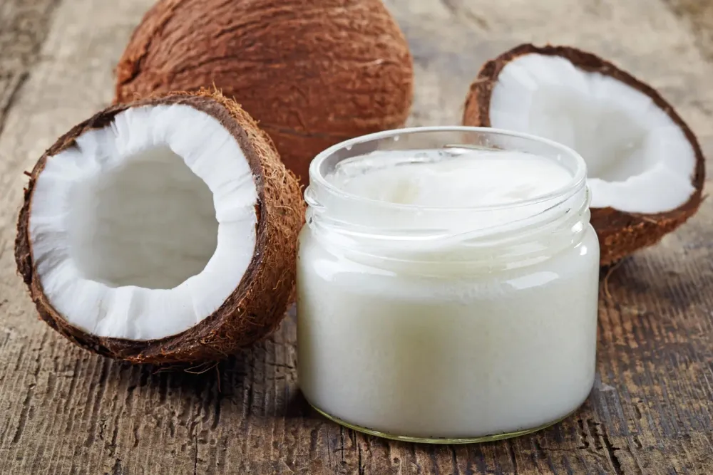 The Benefits of Coconut Oil for Menopausal Hair
